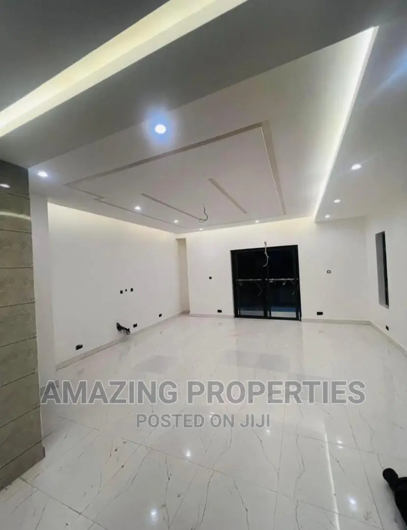 4bdrm House in East Legon for sale