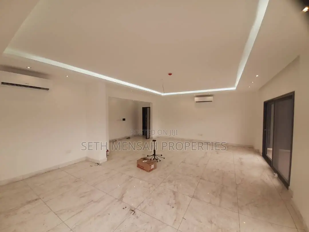 2bdrm Apartment in Skm, Dzorwulu for rent