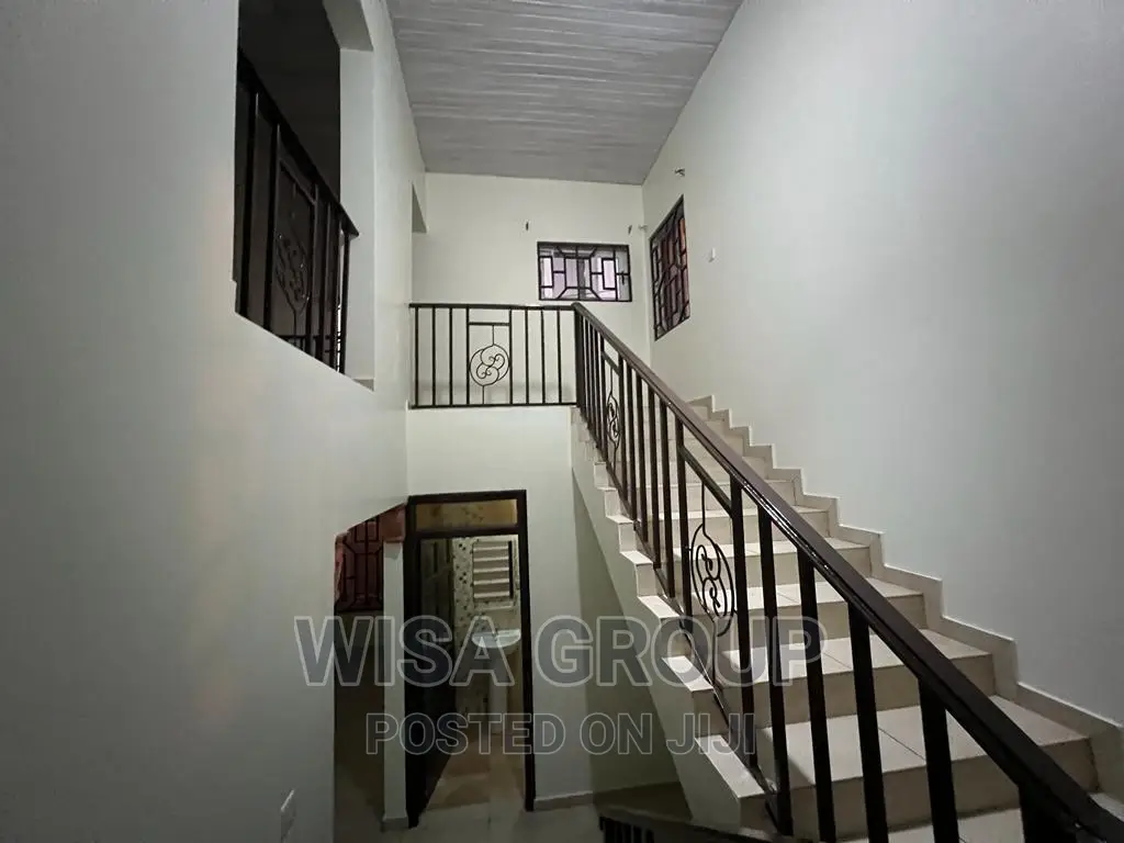 4bdrm Duplex in Wisa Groups, Accra Metropolitan for rent