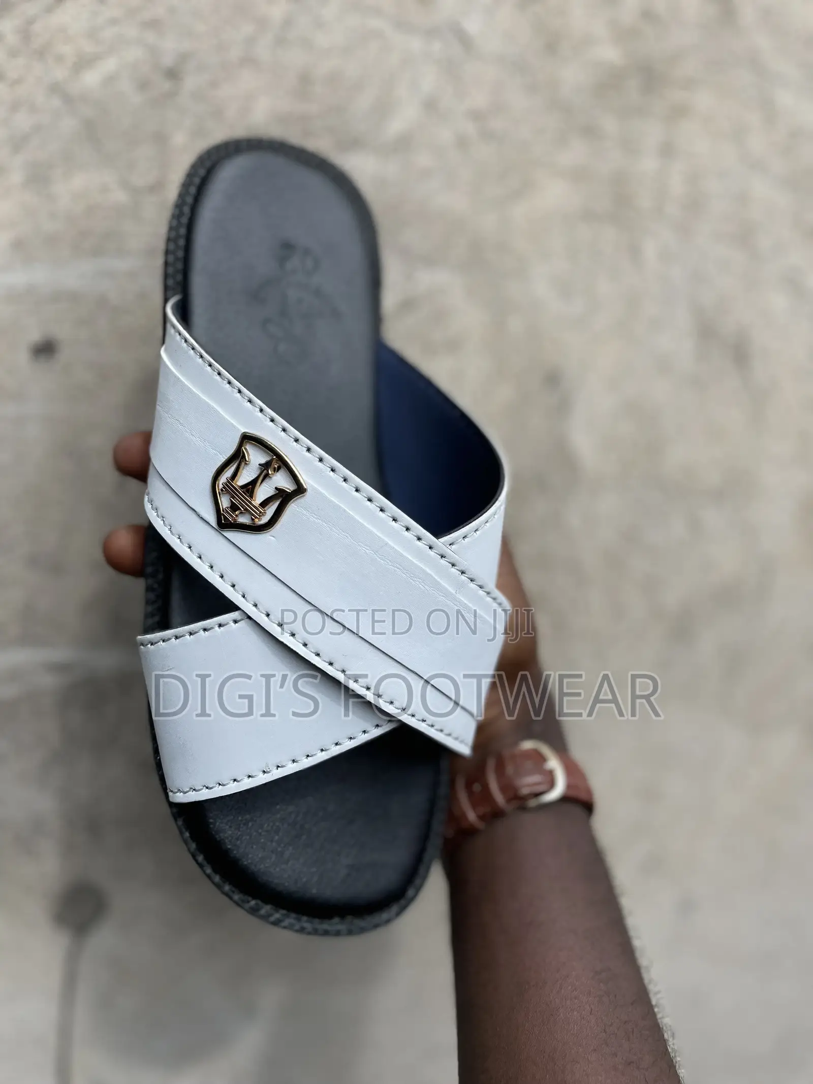 White Crossed Slippers With Crown