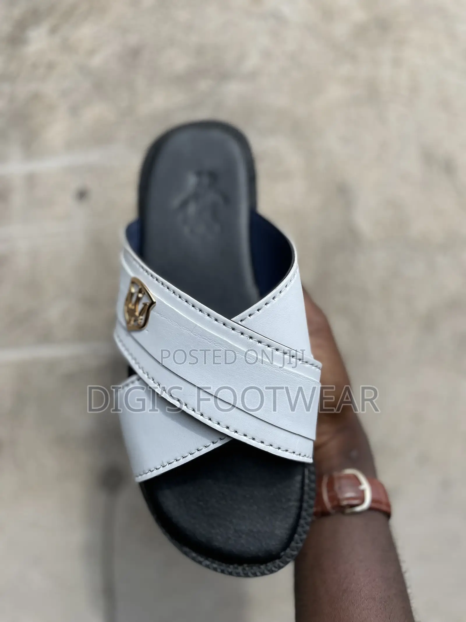 White Crossed Slippers With Crown