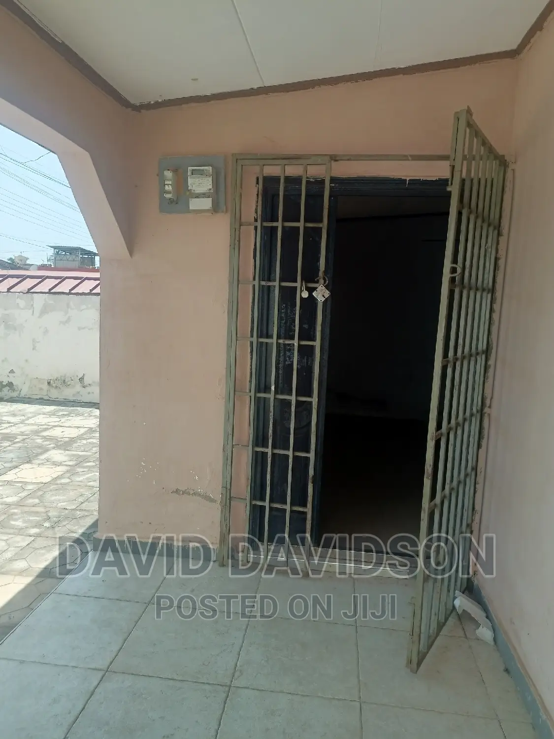 2bdrm Mansion in Executive 2 Bedroom, Tema Metropolitan for rent
