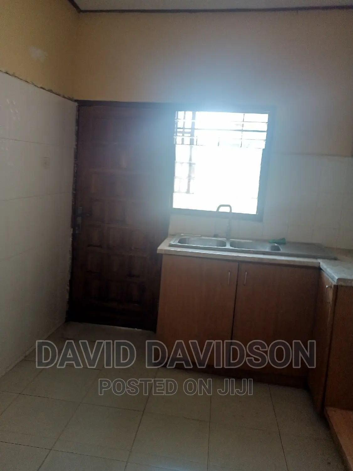 2bdrm Mansion in Executive 2 Bedroom, Tema Metropolitan for rent