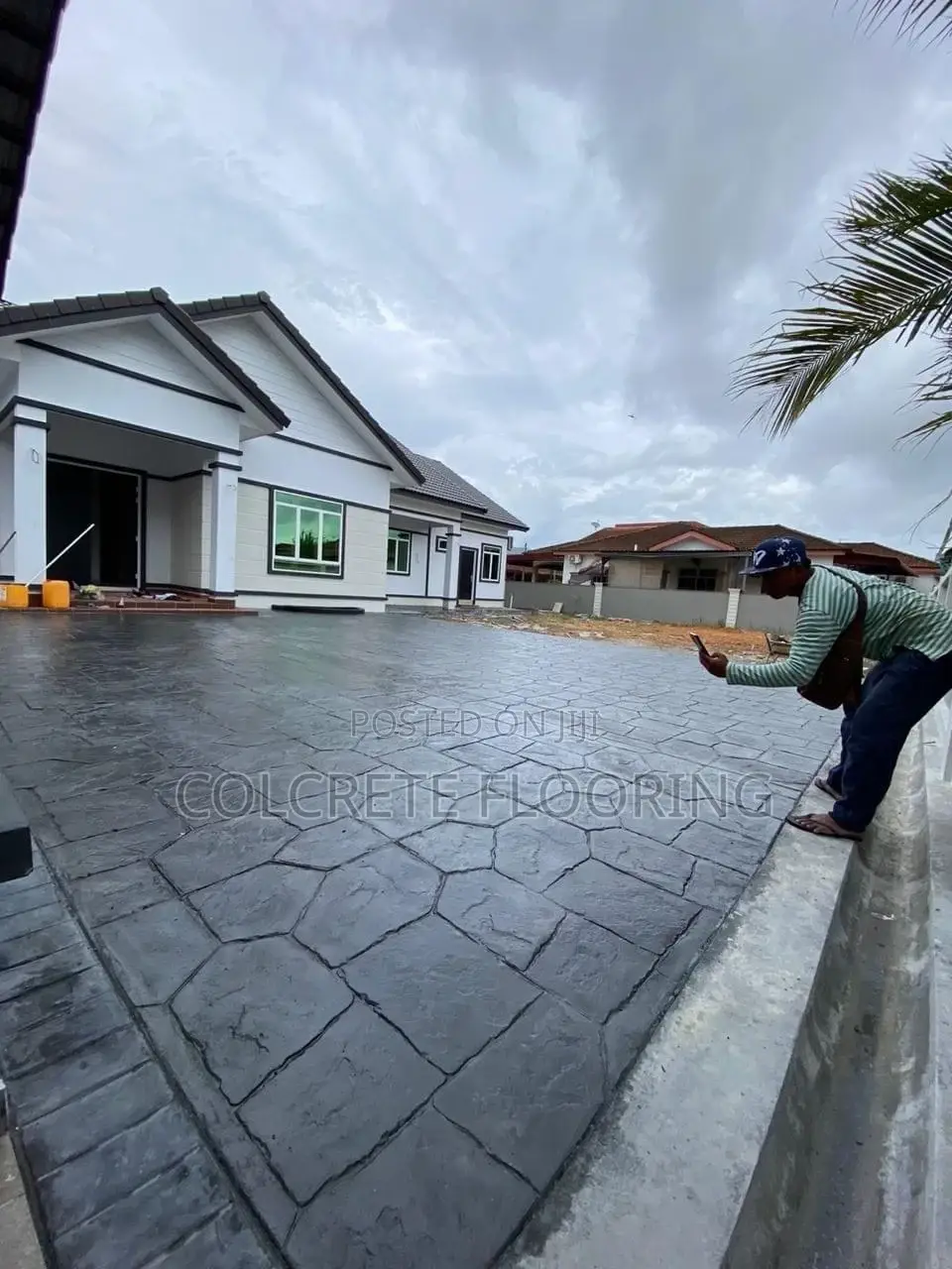 Polygonal Stones Stamped Concrete