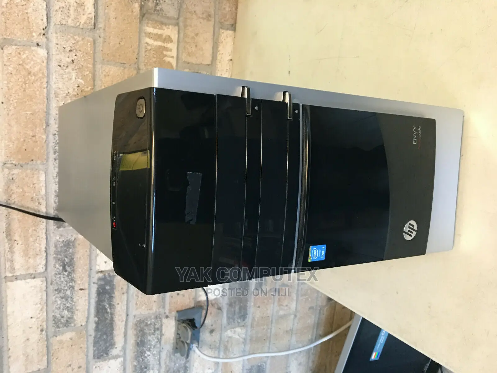Desktop Computer HP Envy 750 12GB Intel Core i5 HDD 1T