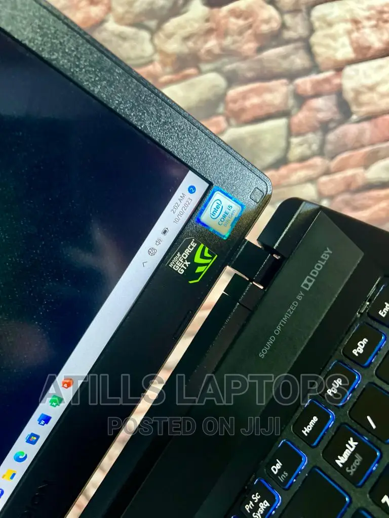 Laptop Medion Erazer P6681 16GB Intel Core I5 SSD 512GB