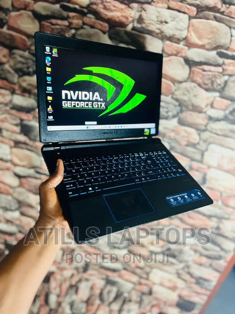 Laptop Medion Erazer P6681 16GB Intel Core I5 SSD 512GB