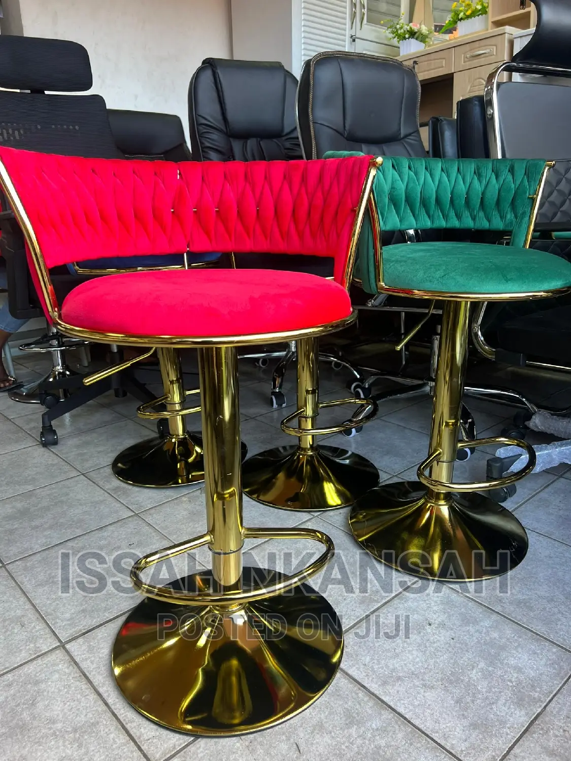 Saloon Chair