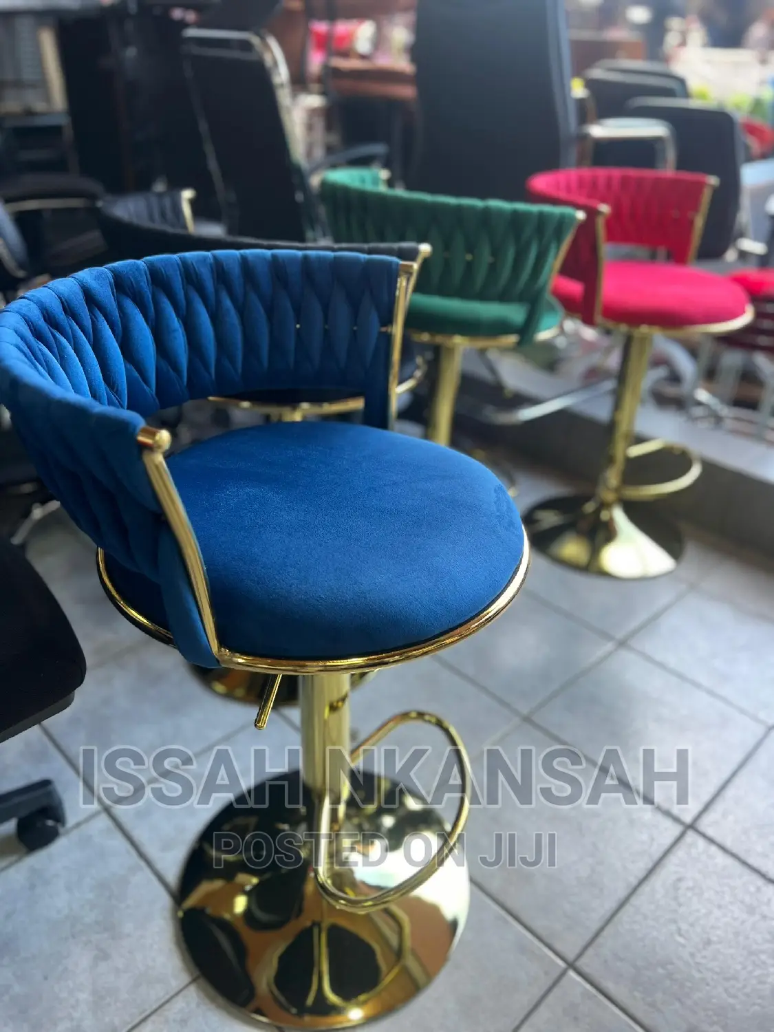 Saloon Chair