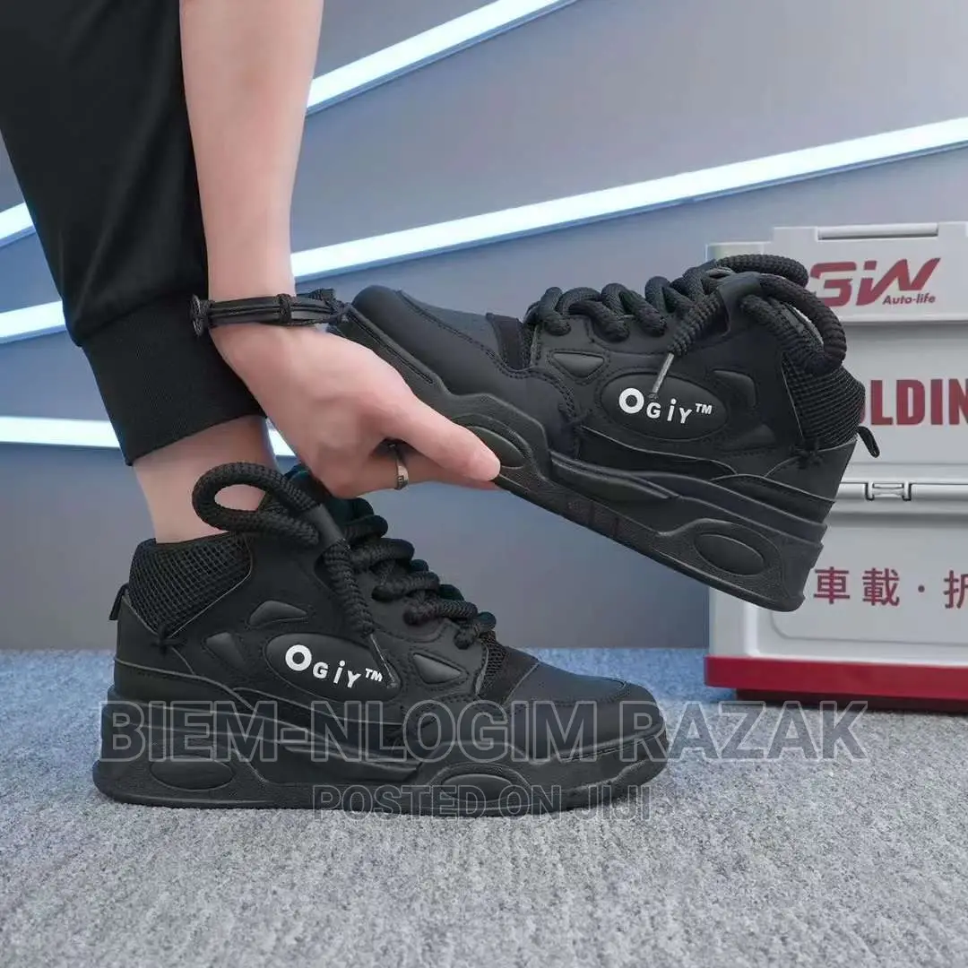 High Quality Sneakers Available in Stock