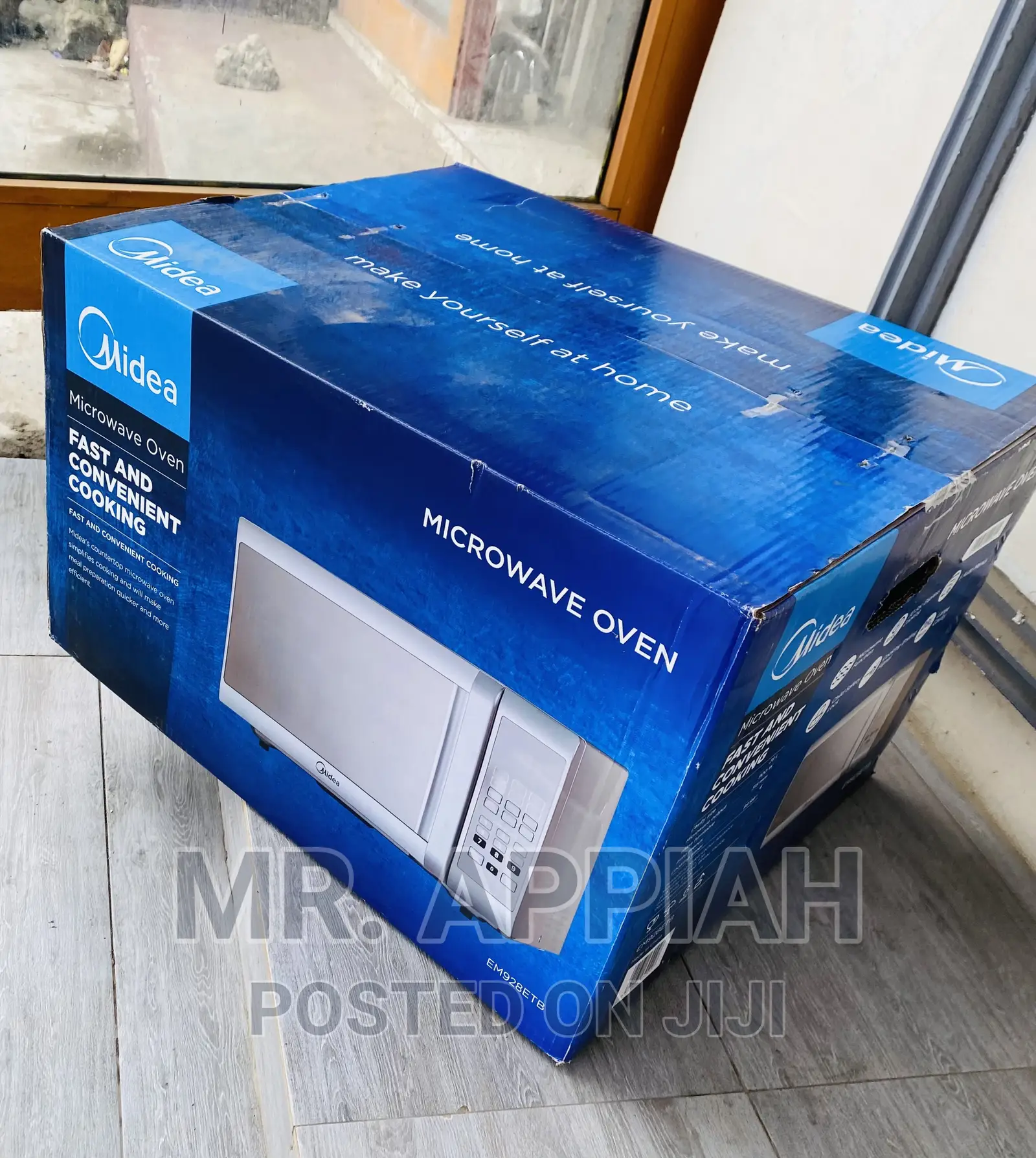 Durable and Affordable Midea Countertop Microwave(28ltr).