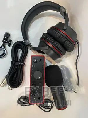 Focusrite Scarlett Solo (4th Gen) Recording Bundle