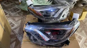 Toyota Rav4 2016-2017 Headlights Pair