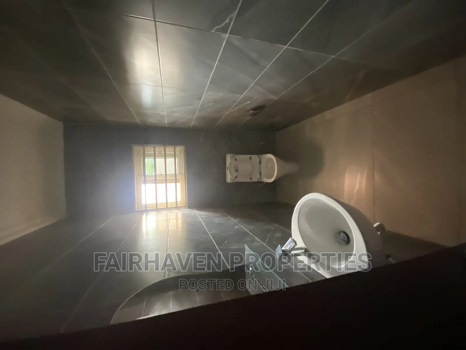 3bdrm Townhouse / Terrace in Tseaddo, Airport Residential Area