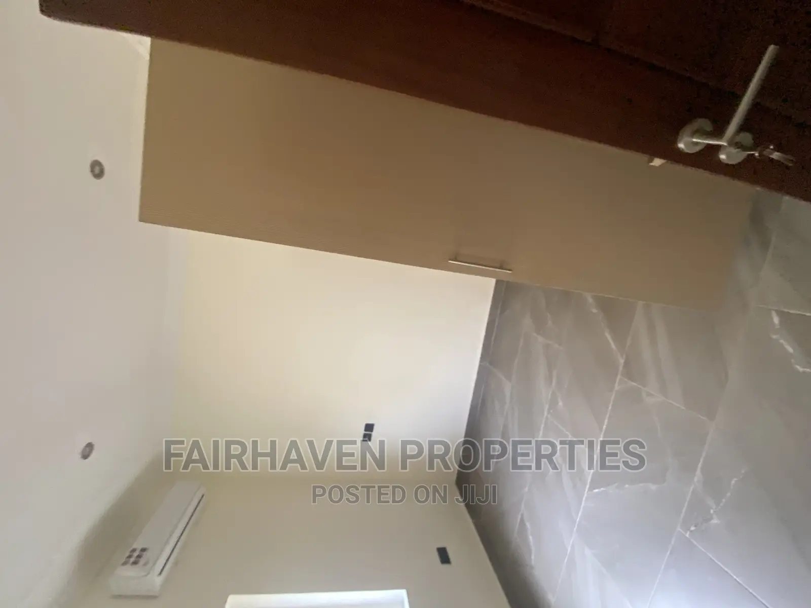 3bdrm Townhouse / Terrace in Tseaddo, Airport Residential Area