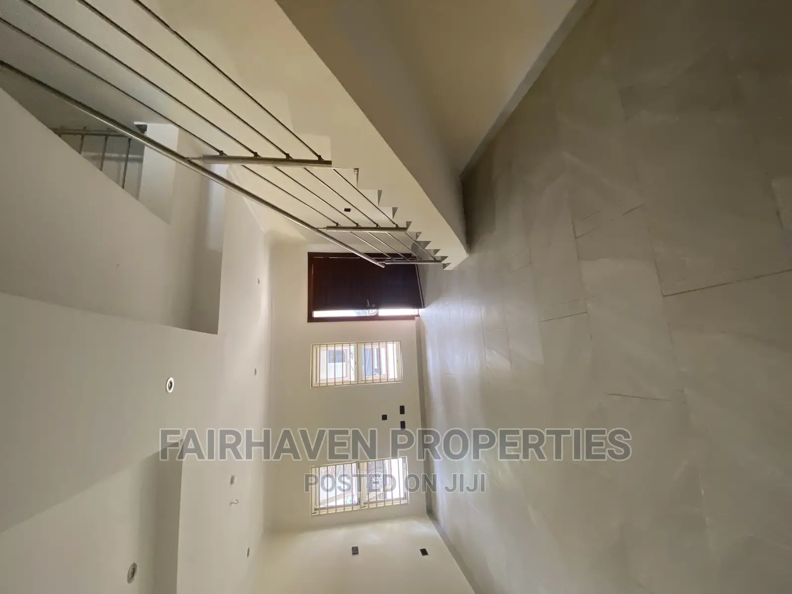 3bdrm Townhouse / Terrace in Tseaddo, Airport Residential Area