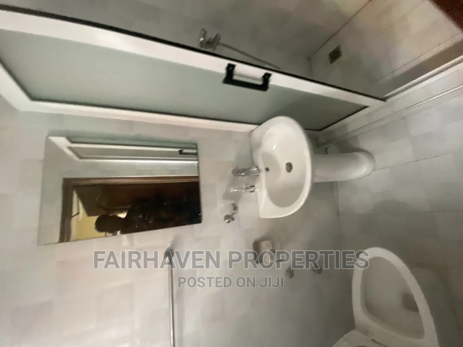 4bdrm House in East Airport for rent