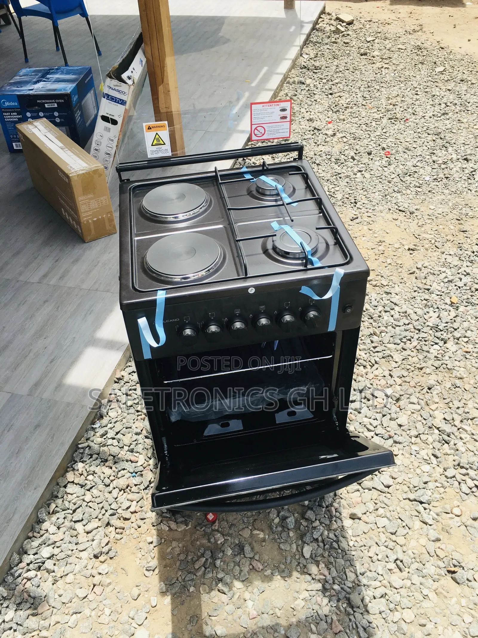 Volcano 50x50 2 Electric Cooker + 2 Gas Black Burner