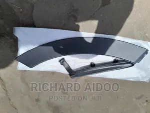 All Kinds of Honda CR-V Doors and Fender Mouldings Available