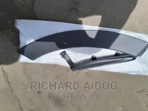 All Kinds of Honda CR-V Doors and Fender Mouldings Available