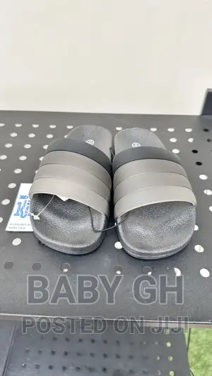 Boys Black Sliders