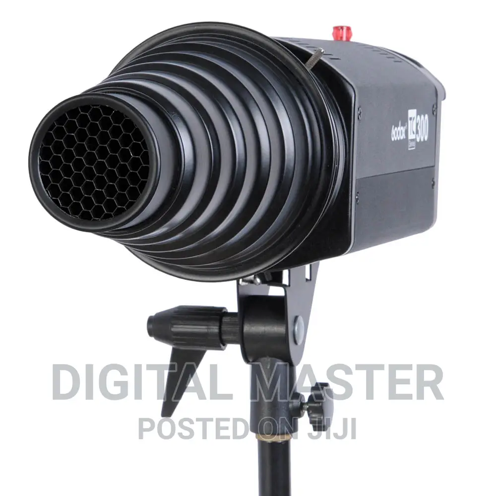 Godox SN-01 Snoot With Honeycomb Grid (Bowens S)