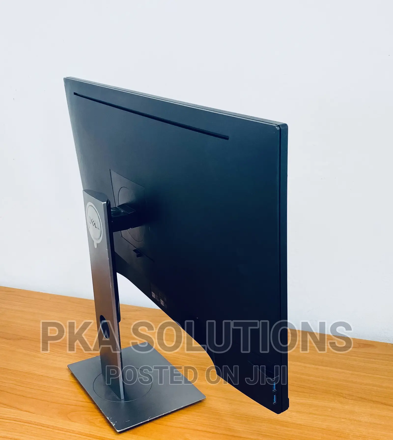 Dell 24 Inches Monitor