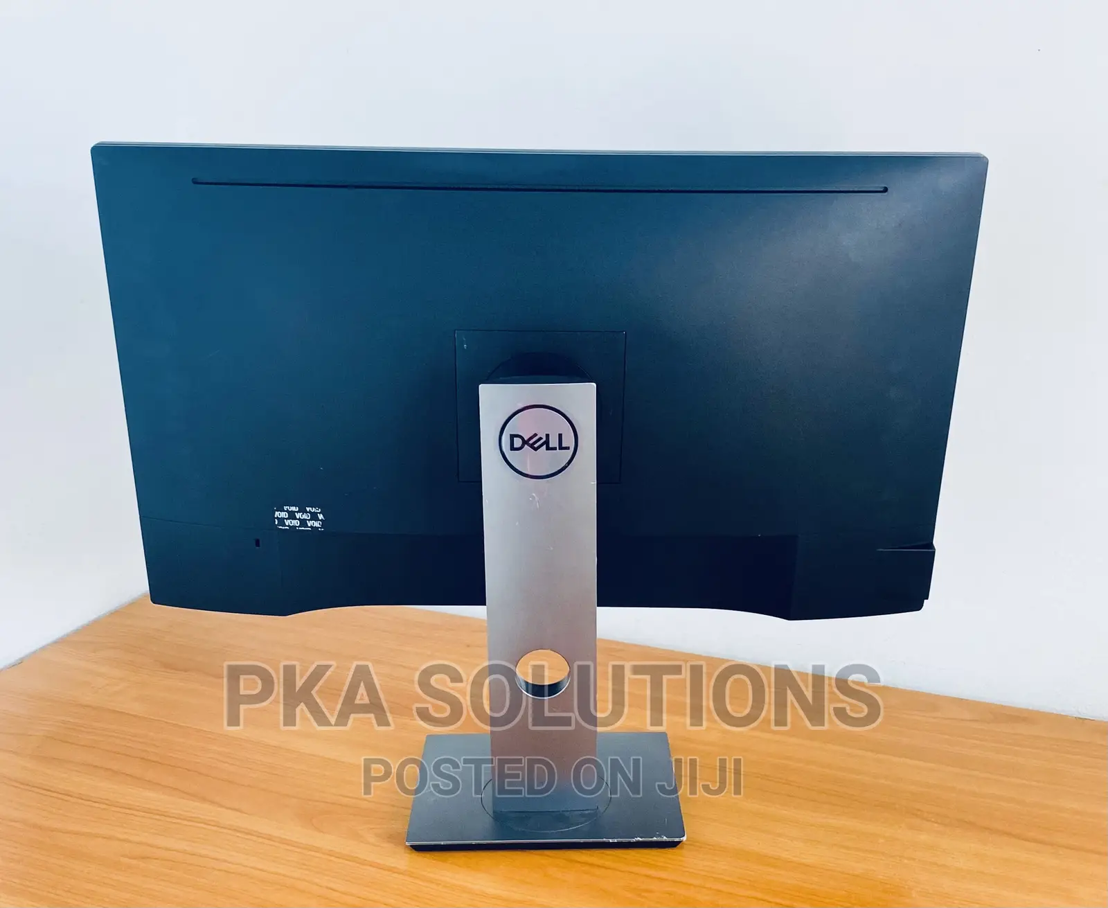 Dell 24 Inches Monitor