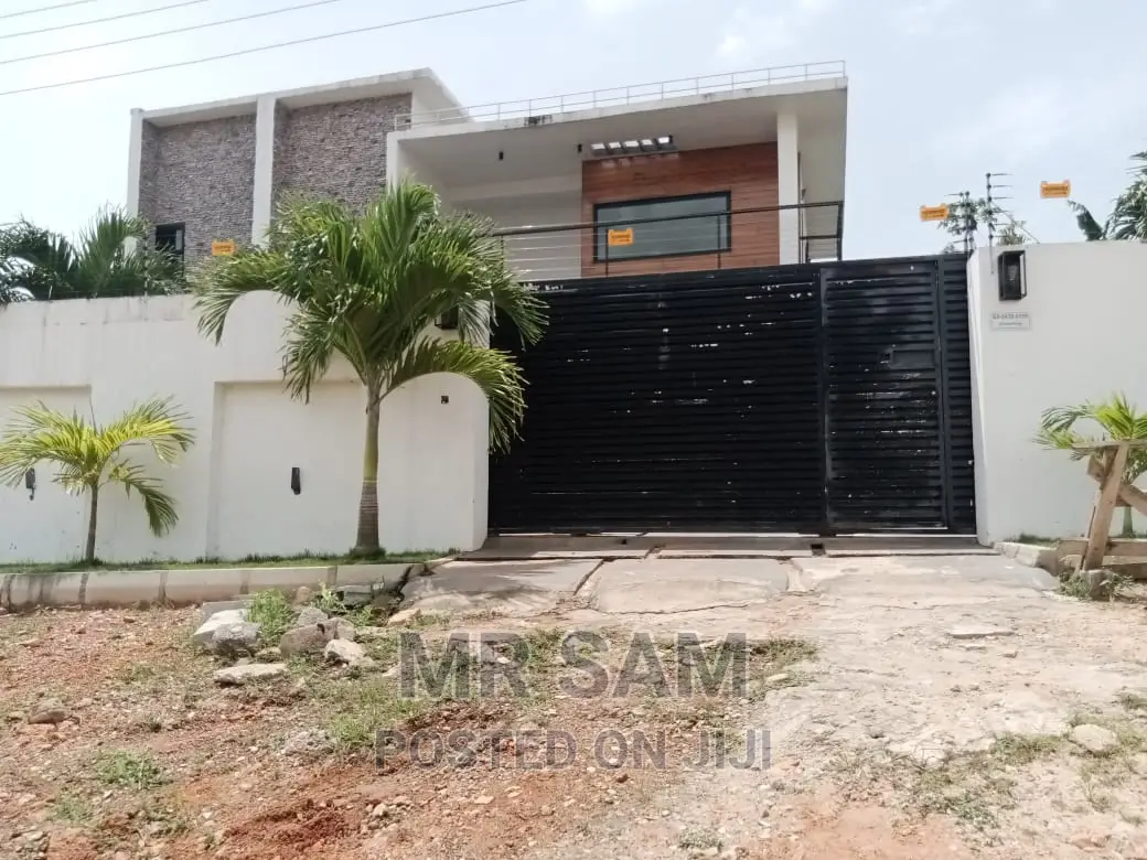 5bdrm Mansion in Sam Properties, Bortiano for sale