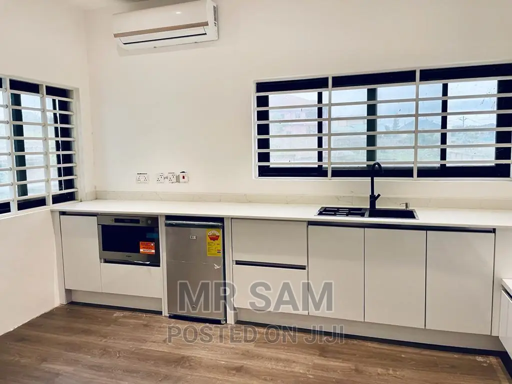 5bdrm Mansion in Sam Properties, Bortiano for sale