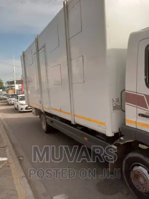 Benz Box Cargo Truck for Rent in Accra