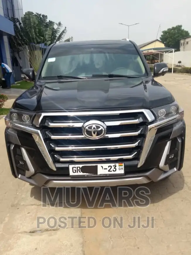 Car for Rent in Accra. Toyota Landcruiser for Rent