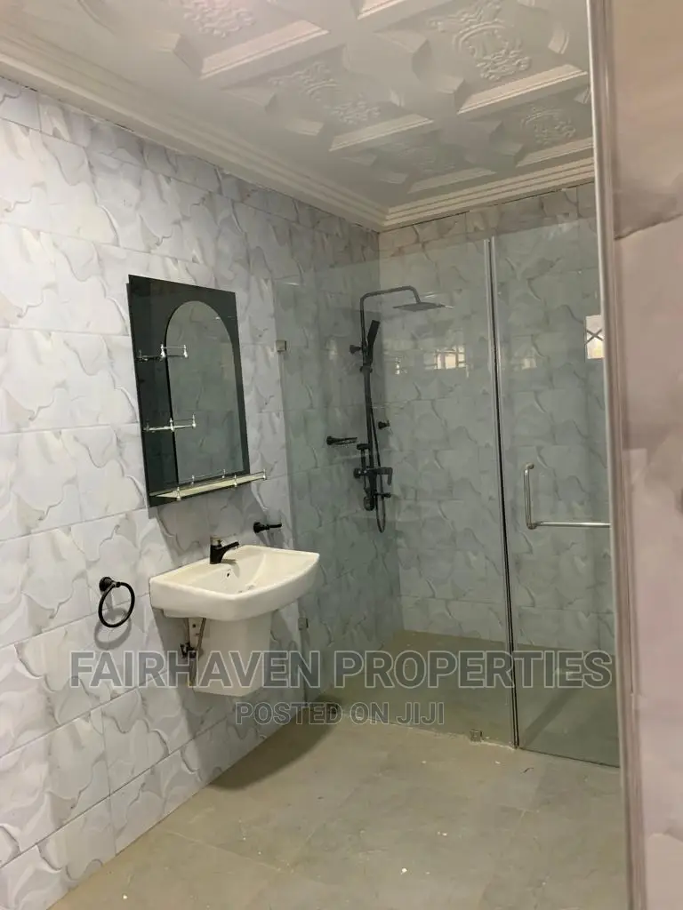 2bdrm Apartment in Agbogba for rent