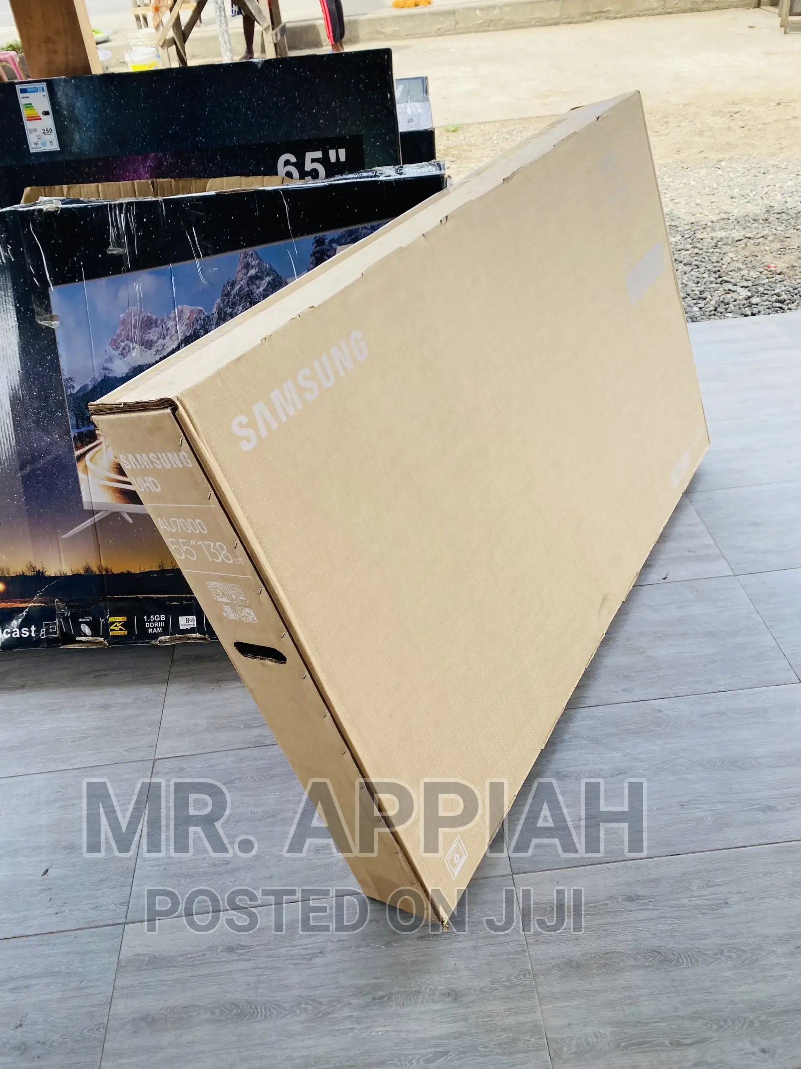 Laste Samsung 55au7100 55 Inch Crystal Uhd Led Tv(Black).