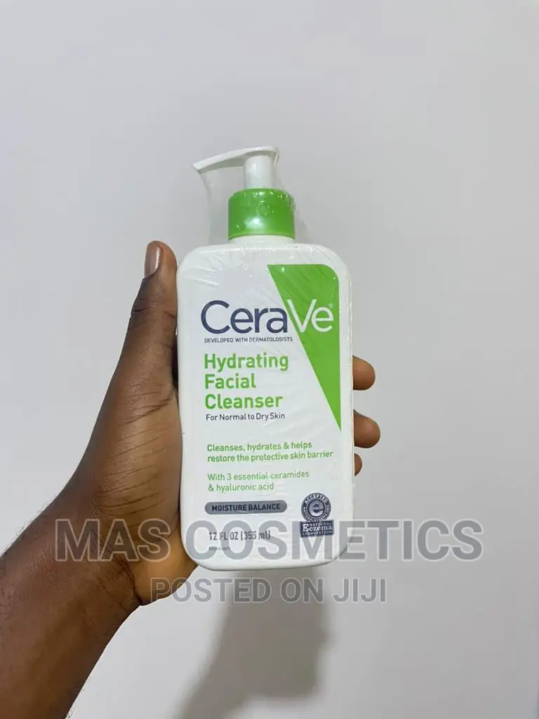 Cerave – Hydrating Cleanser for Normal to Dry Skin- 12oz