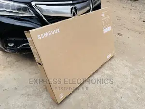 Giant Screen  Samsung UHD Smart 55”Au7100 Tv