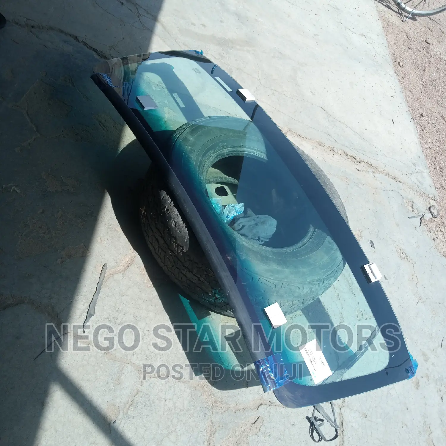 Hammer H3 Front Windscreen