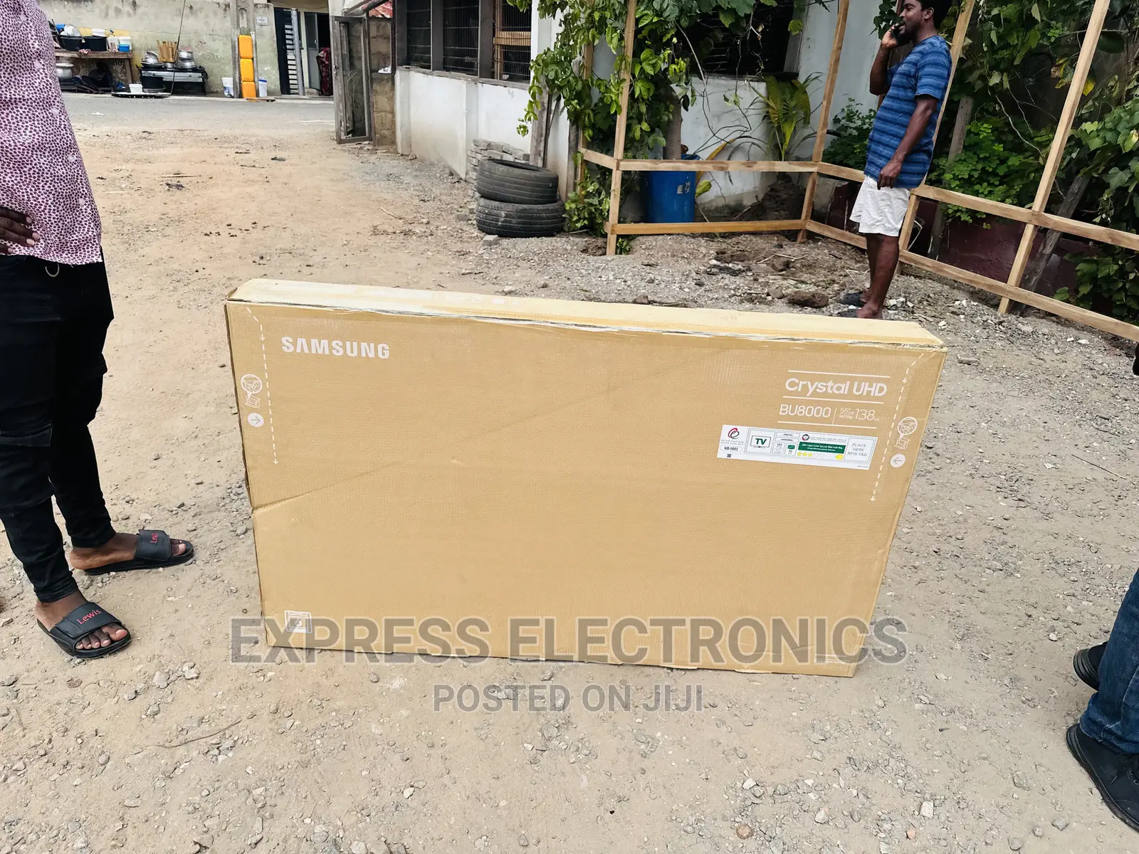 Crystal Processor Slim Samsung UHD 55”Bu8000 Tv 