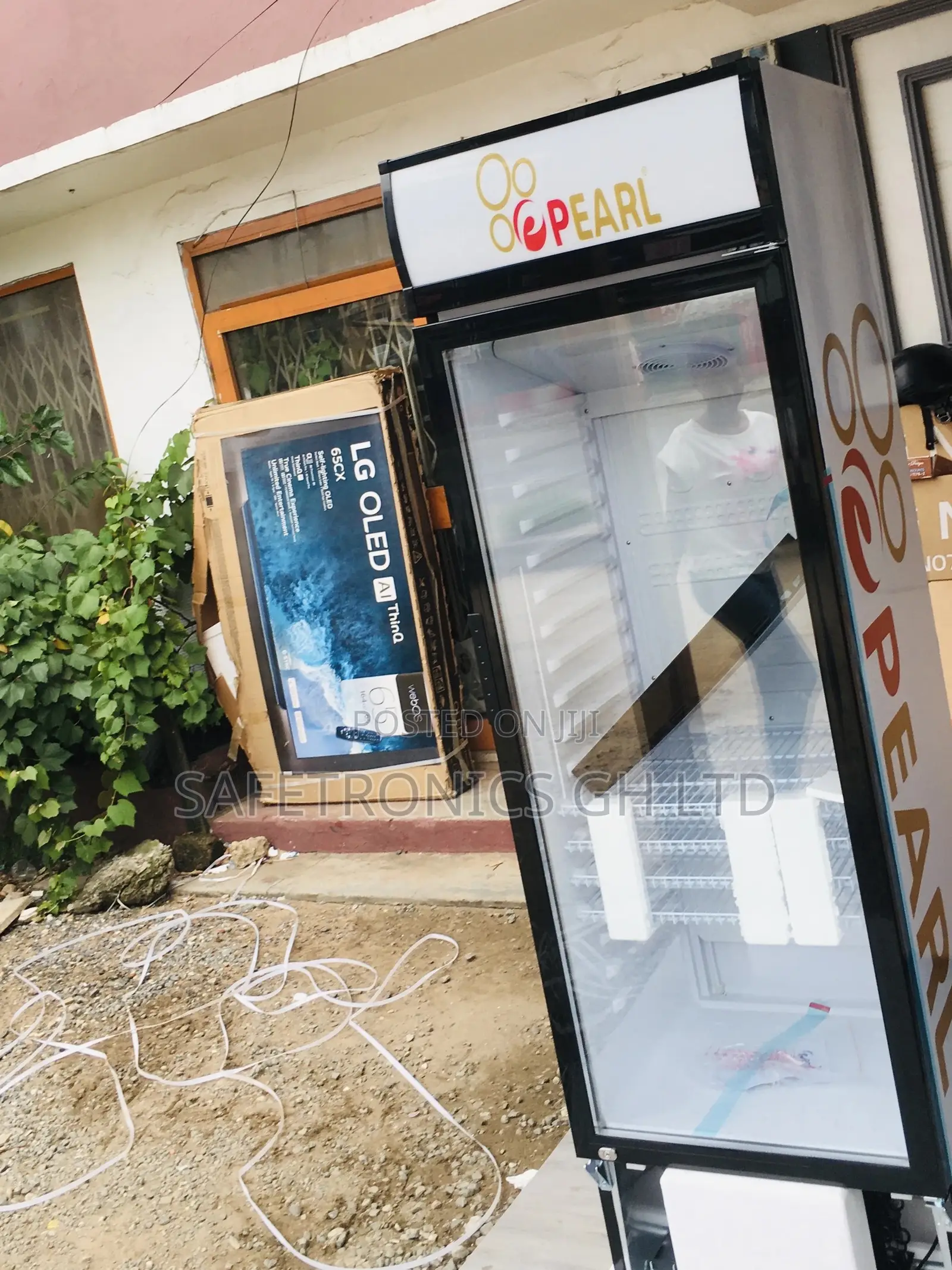 Display Glass Singledoor Pearl PVC-424-2B Essential Fridge