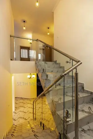 3bdrm House in Skm, Adjiriganor for sale
