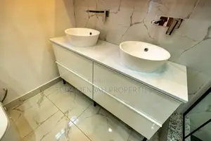 3bdrm House in Skm, Adjiriganor for sale