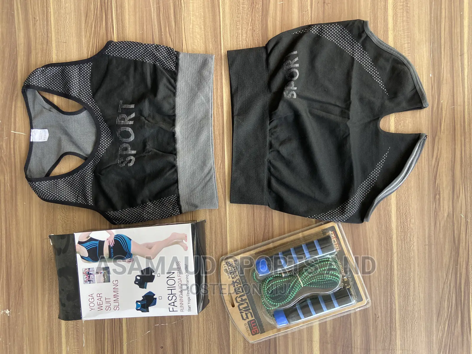 Set of Ladies Gym Wear at Cool Price