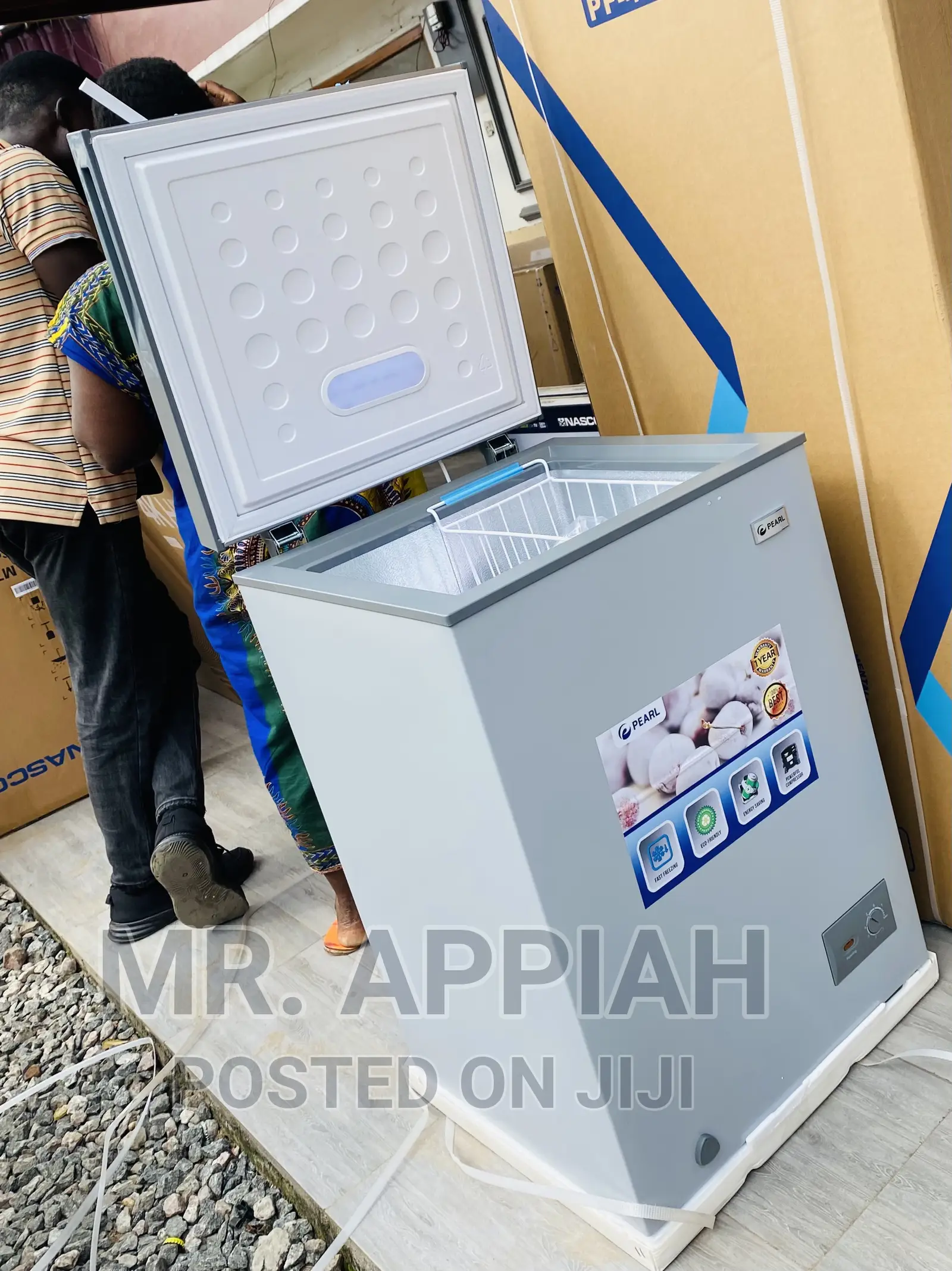 Shop High Quality Pearl PCF-127 Single Door Chest Freezer.