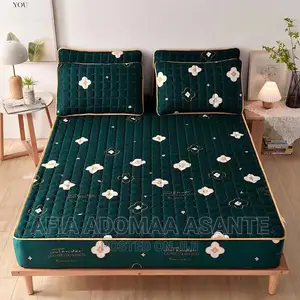3 Pieces Waterproof Mattress Cover- QUEEN SIZE