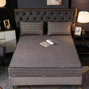 3 Pieces Waterproof Mattress Cover- QUEEN SIZE