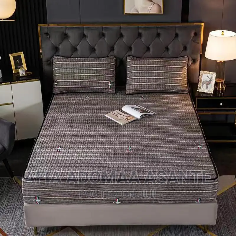 3 Pieces Waterproof Mattress Cover- QUEEN SIZE