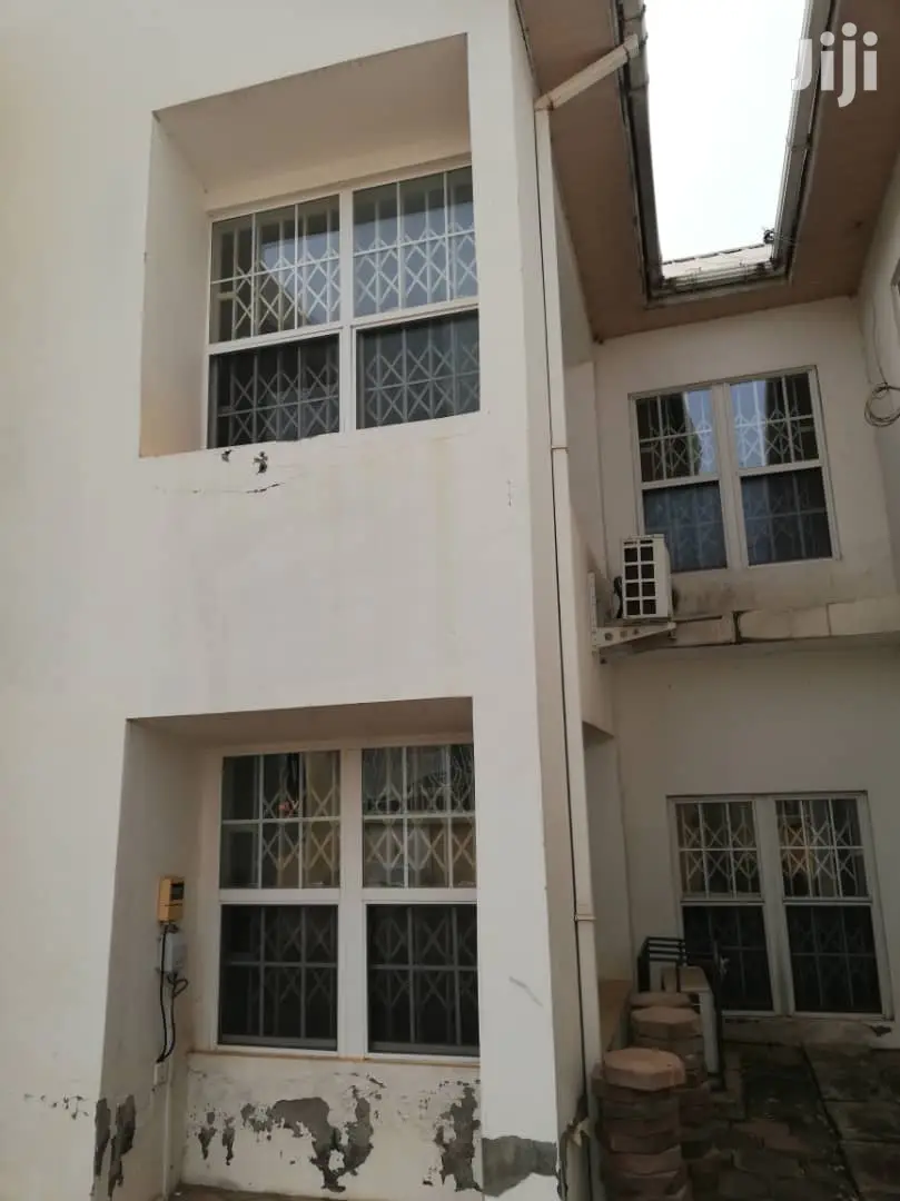 Five Bed Room House at Poku-Kurom for Sale