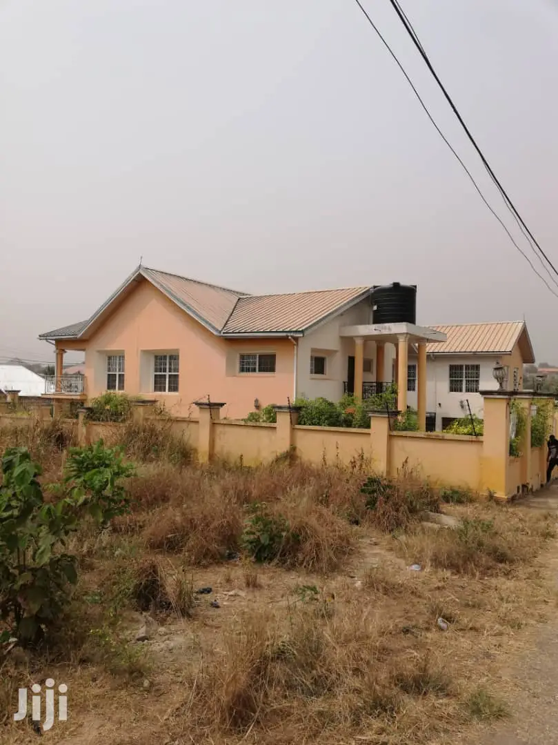 Five Bed Room House at Poku-Kurom for Sale