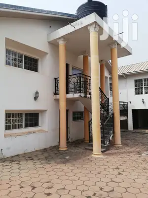Five Bed Room House at Poku-Kurom for Sale