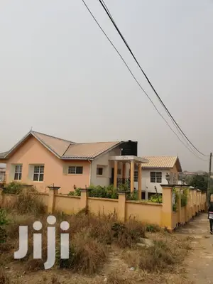Five Bed Room House at Poku-Kurom for Sale